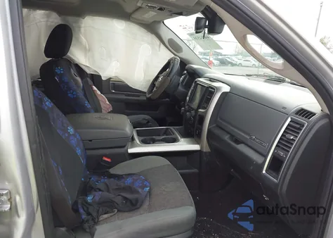 2019 Ram 2500 Laramie 4X4 6'4 Box из США, поврежденный, VIN 3C6UR5FJ1KG521111